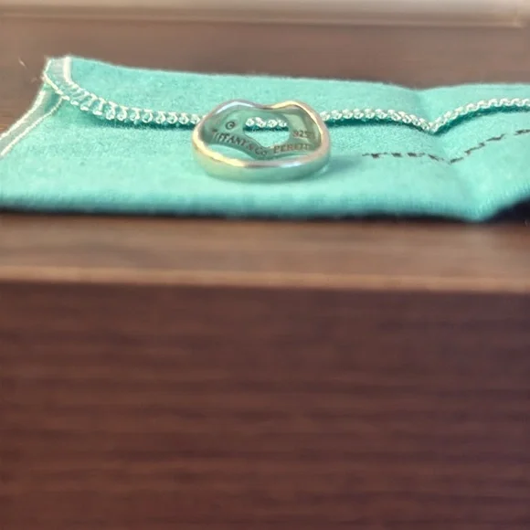 Tiffany & Co Open Heart Ring - Picture 5 of 6